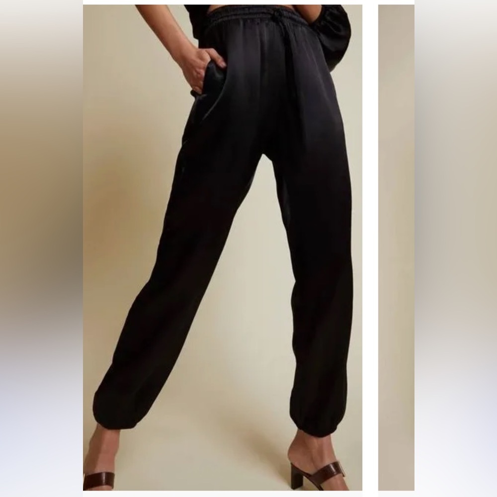 Nation Ltd Del Ray Jogger Pants Womens Medium Black Satin Elastic Waist NEW NWT